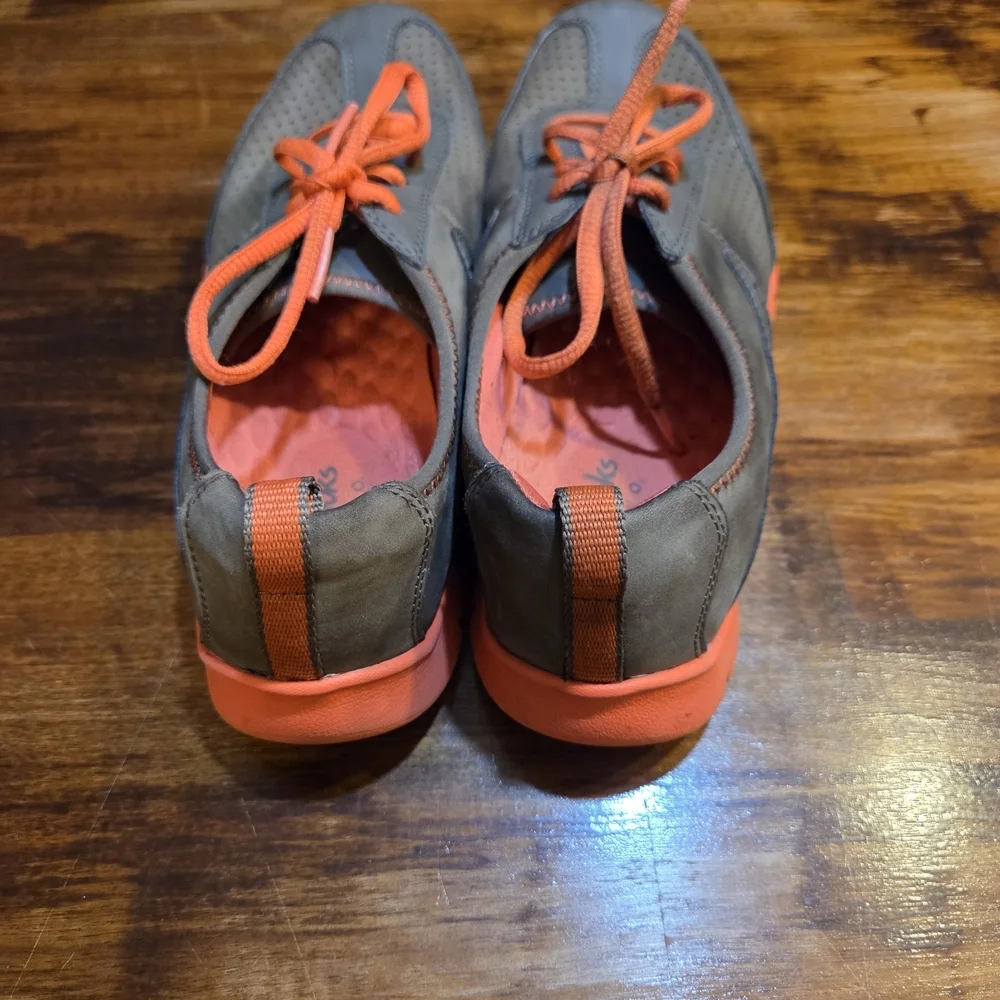 Clarks Women's Hedge Manor Lace-Up Fashion Sneaker sz 7 gropcore